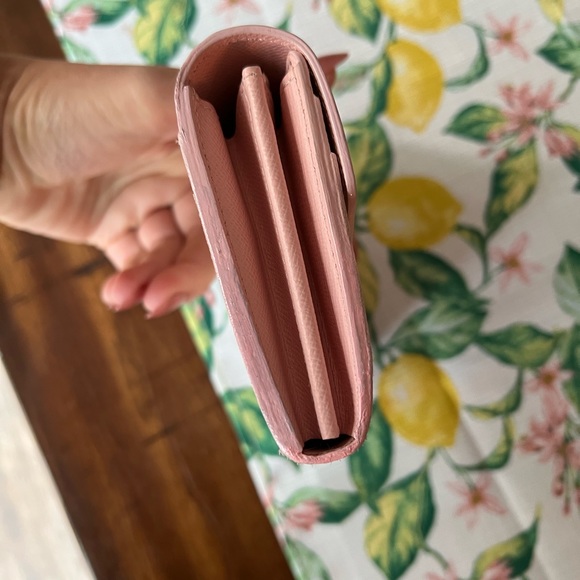 Damier Azure and Ballerina pink wallet - Picture 2 of 7